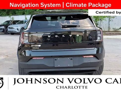 Used 2025 Volvo EX30 Ultra w/ Climate Package image 3