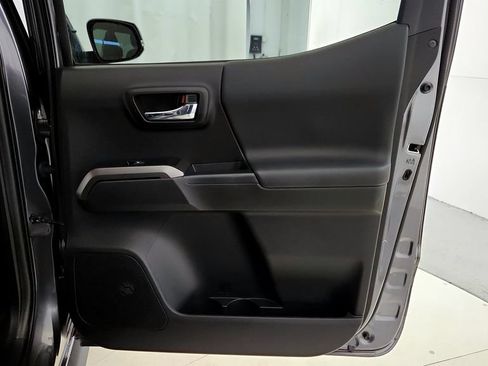Certified 2022 Toyota Tacoma TRD Pro AWD/4WD image 19