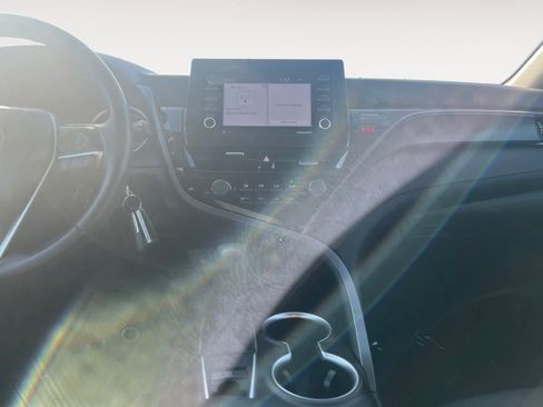 Used 2021 Toyota Camry LE w/ Cold Weather Package image 11