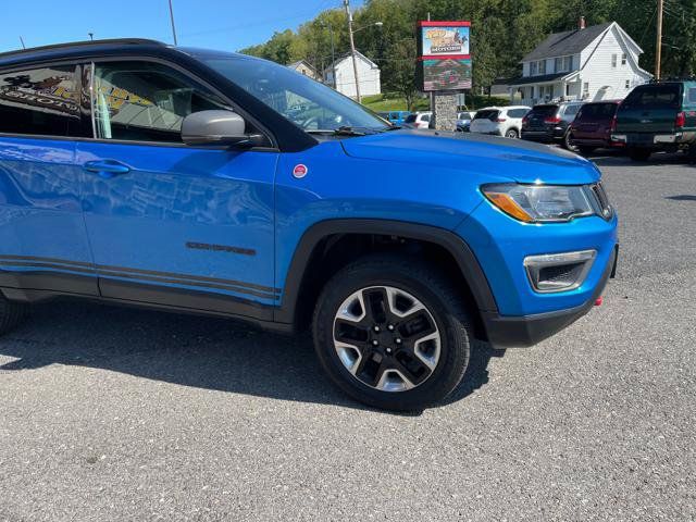 Used 2018 Jeep Compass Trailhawk w/ Navigation Group AWD/4WD image 10