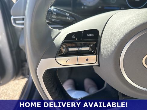Used 2025 Hyundai Elantra SEL FWD image 21
