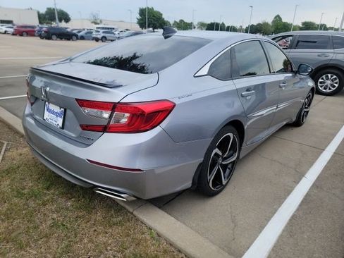 Used 2022 Honda Accord Sport image 5