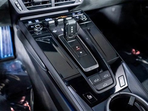 Used 2025 Porsche 911 Carrera 4 GTS image 45