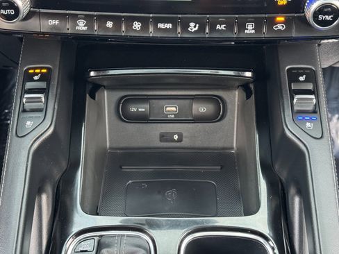 Used 2022 Kia Telluride EX w/ EX Premium Package image 28