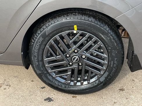 New 2026 Nissan Sentra SV w/ Floor Mat Package FWD image 8