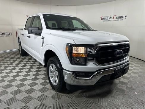 Used 2023 Ford F150 XLT image 3