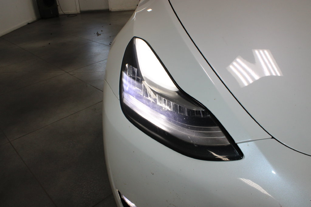 Used 2023 Tesla Model Y Long Range AWD/4WD image 18