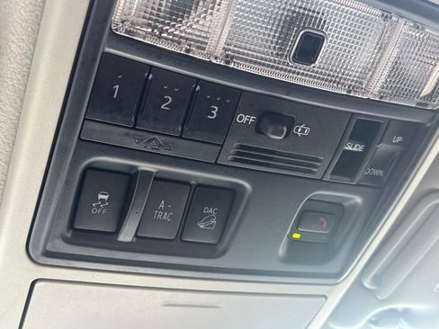 Used 2020 Toyota 4Runner Nightshade image 34