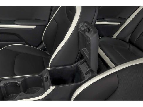 Certified 2025 Kia K4 GT-Line Turbo FWD image 10