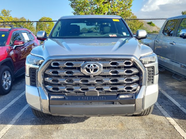 Used 2025 Toyota Tundra Platinum AWD/4WD image 2