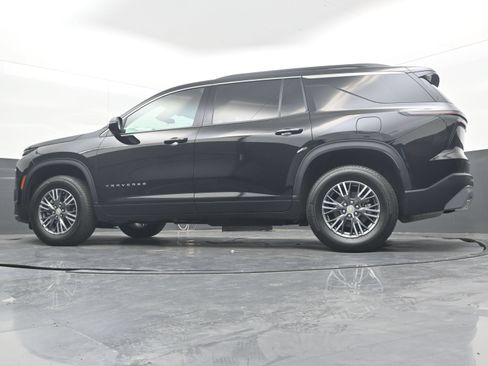 Certified 2026 Chevrolet Traverse LT FWD image 38