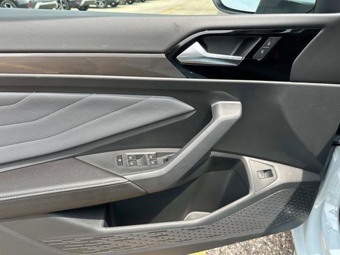 New 2025 Volkswagen Jetta SEL image 16