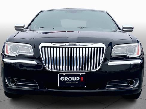 Used 2012 Chrysler 300 Limited image 3