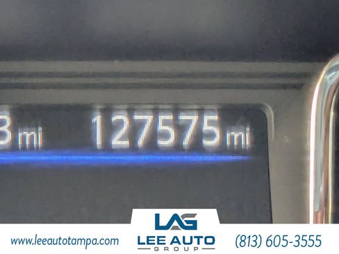 Used 2019 Nissan Titan SV w/ SV Convenience Package image 28