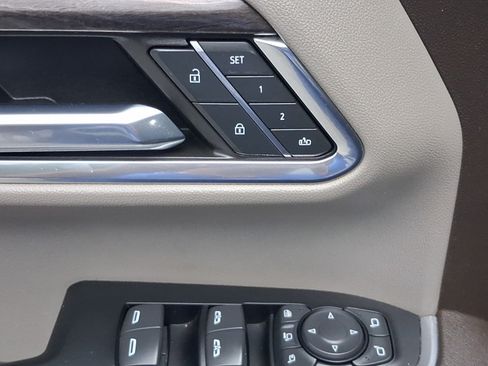 Used 2024 Chevrolet Silverado 2500 LTZ w/ LTZ Premium Package AWD/4WD image 13