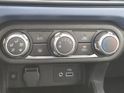 New 2025 Nissan Versa SV w/ Lighting Package image 11