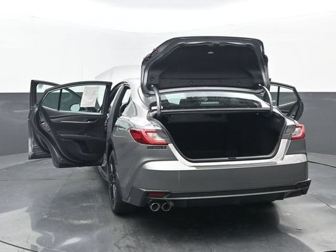 Used 2025 Toyota Camry SE w/ Convenience Package FWD image 36