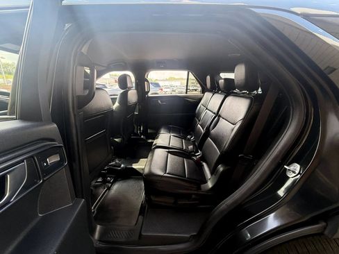Used 2021 Ford Explorer 4WD Police Interceptor image 13