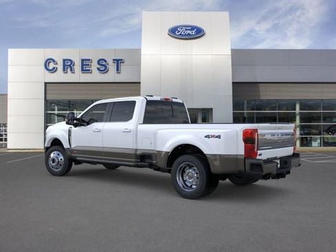 New 2026 Ford F450 4x4 Crew Cab Super Duty image 4