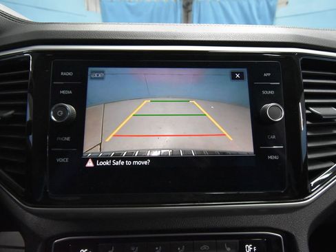 Used 2022 Volkswagen Atlas SE image 16