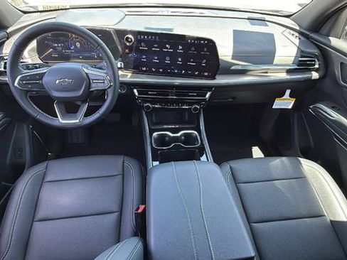 New 2026 Chevrolet Traverse LT w/ Midnight/Sport Edition FWD image 14