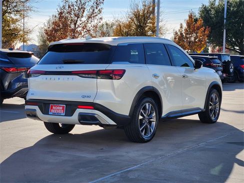 Used 2022 INFINITI QX60 Luxe image 3