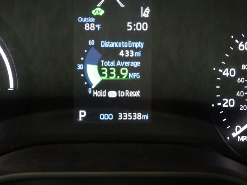 Used 2024 Toyota Sienna XLE Woodland Edition image 44