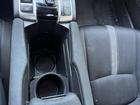 Used 2019 Honda Civic EX image 18
