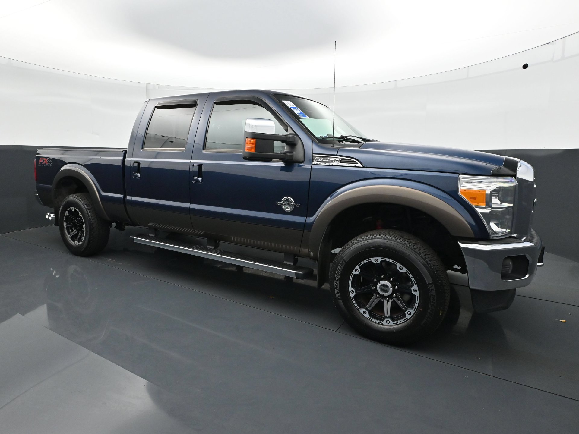 Used 2016 Ford F250 Lariat w/ Lariat Ultimate Package AWD/4WD image 8