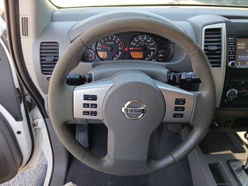 Used 2019 Nissan Frontier SV AWD/4WD image 21