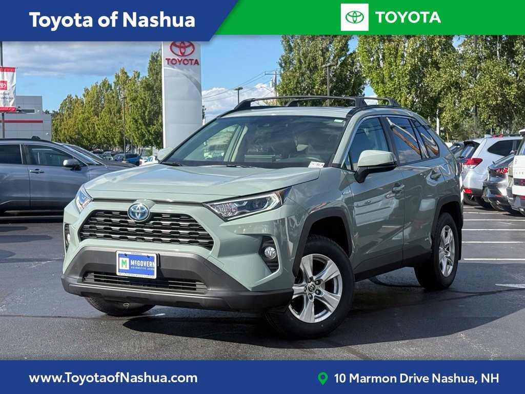 Used 2021 Toyota RAV4 XLE w/ Convenience Package AWD/4WD image 1