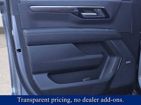 New 2026 Chevrolet Suburban Premier RWD image 23