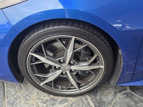 Certified 2021 Chevrolet Corvette Stingray Premium Cpe w/ Z51 Performance Package image 22