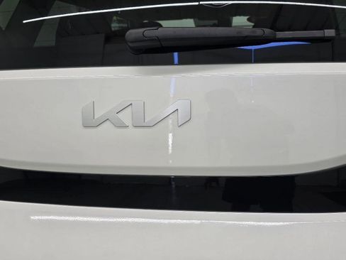 Used 2023 Kia Soul LX FWD image 8