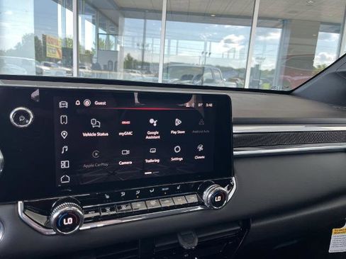 New 2026 GMC Canyon Elevation w/ Convenience Package image 8