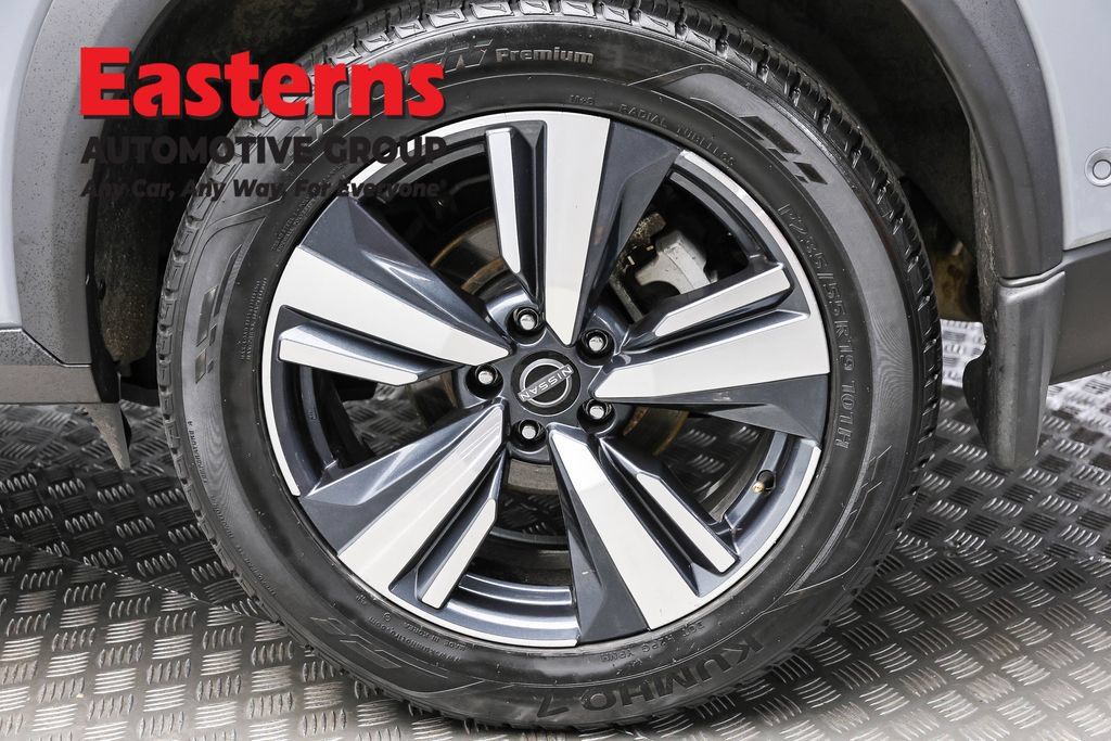 Used 2023 Nissan Rogue SL w/ SL Premium Package AWD/4WD image 8