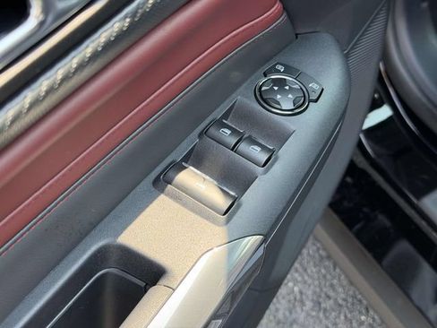 Used 2024 Ford Mustang GT Premium RWD image 7