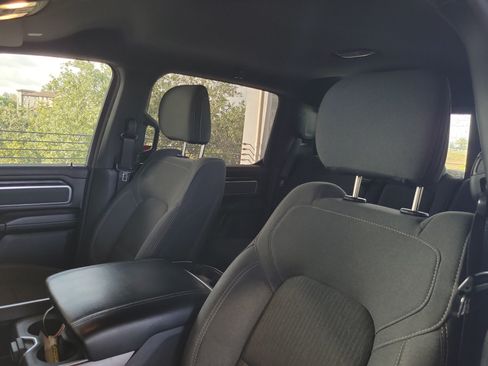 Used 2021 RAM 1500 Big Horn RWD image 19