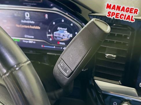 Used 2025 GMC Sierra 1500 SLT AWD/4WD image 18