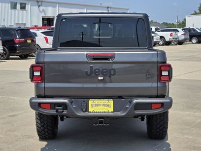 New 2025 Jeep Gladiator Willys