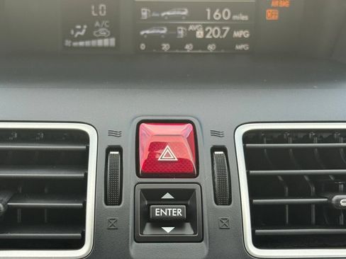 Used 2017 Subaru Forester 2.5i Premium AWD/4WD image 35