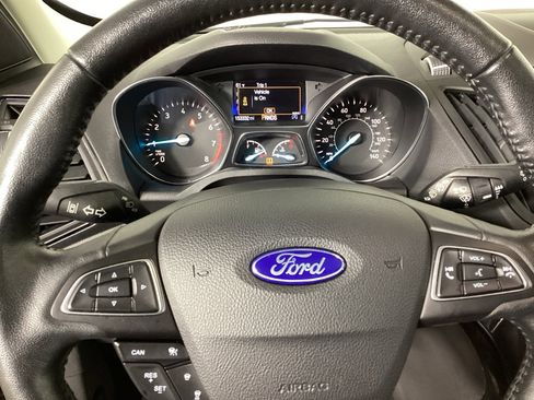 Used 2019 Ford Escape Titanium AWD/4WD image 23