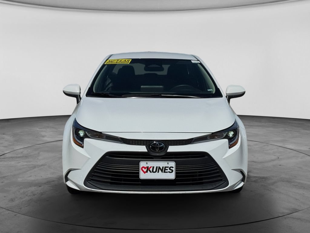 Used 2024 Toyota Corolla LE FWD image 2