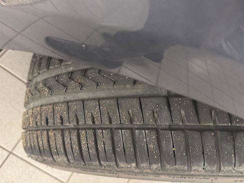 Used 2023 Tesla Model 3 Performance image 40