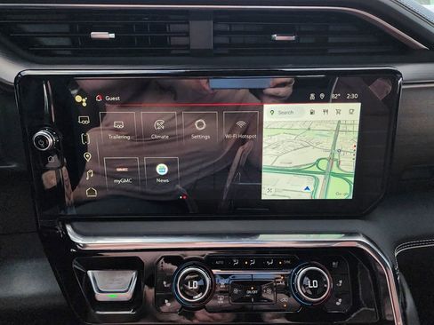 New 2026 GMC Sierra 3500 Denali Ultimate AWD/4WD image 30