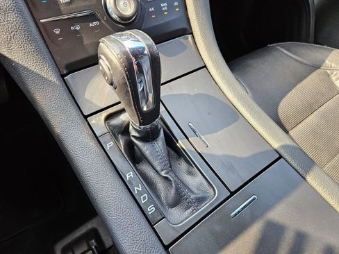 Used 2016 Ford Taurus Limited image 22