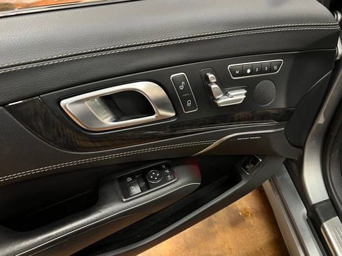 Used 2013 Mercedes-Benz SL 550 image 36