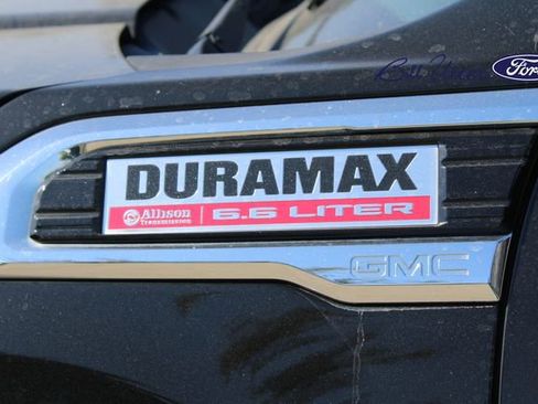 Used 2020 GMC Sierra 3500 Denali w/ Denali Ultimate Package image 10