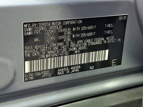 Certified 2022 Toyota RAV4 LE AWD/4WD image 26
