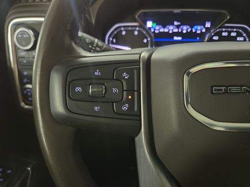 Certified 2020 GMC Sierra 3500 Denali w/ Denali Ultimate Package AWD/4WD image 15